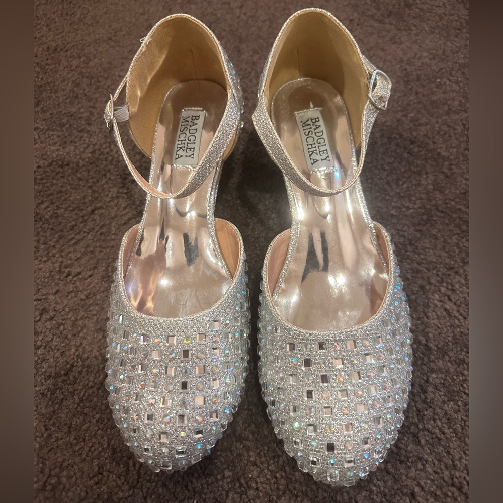 Brand New Badgley Mischka Silver Heels with Crystal Embellishments